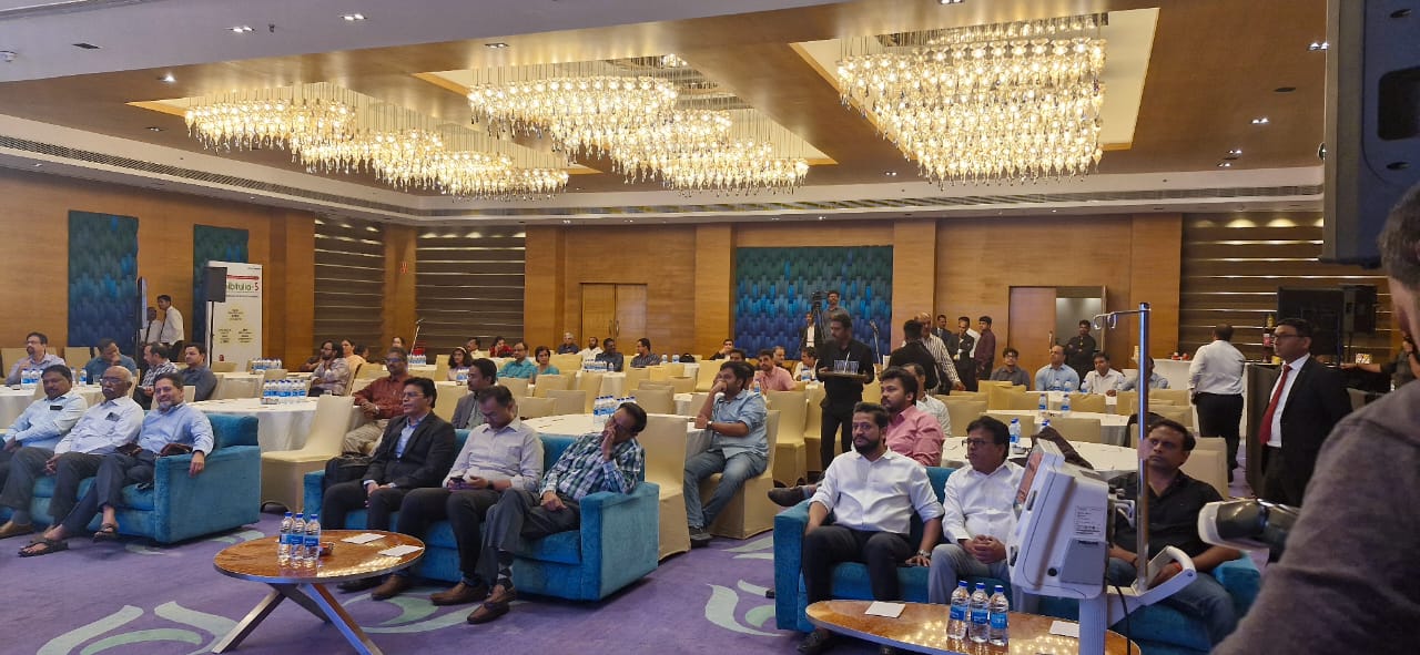 100+ Cardiologists Attend CME on Interventional Cardiology Innovations 3